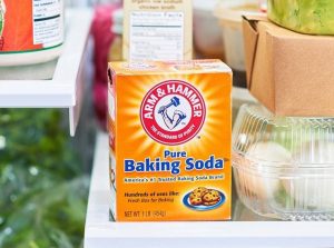 Vệ sinh tủ lạnh bằng baking soda